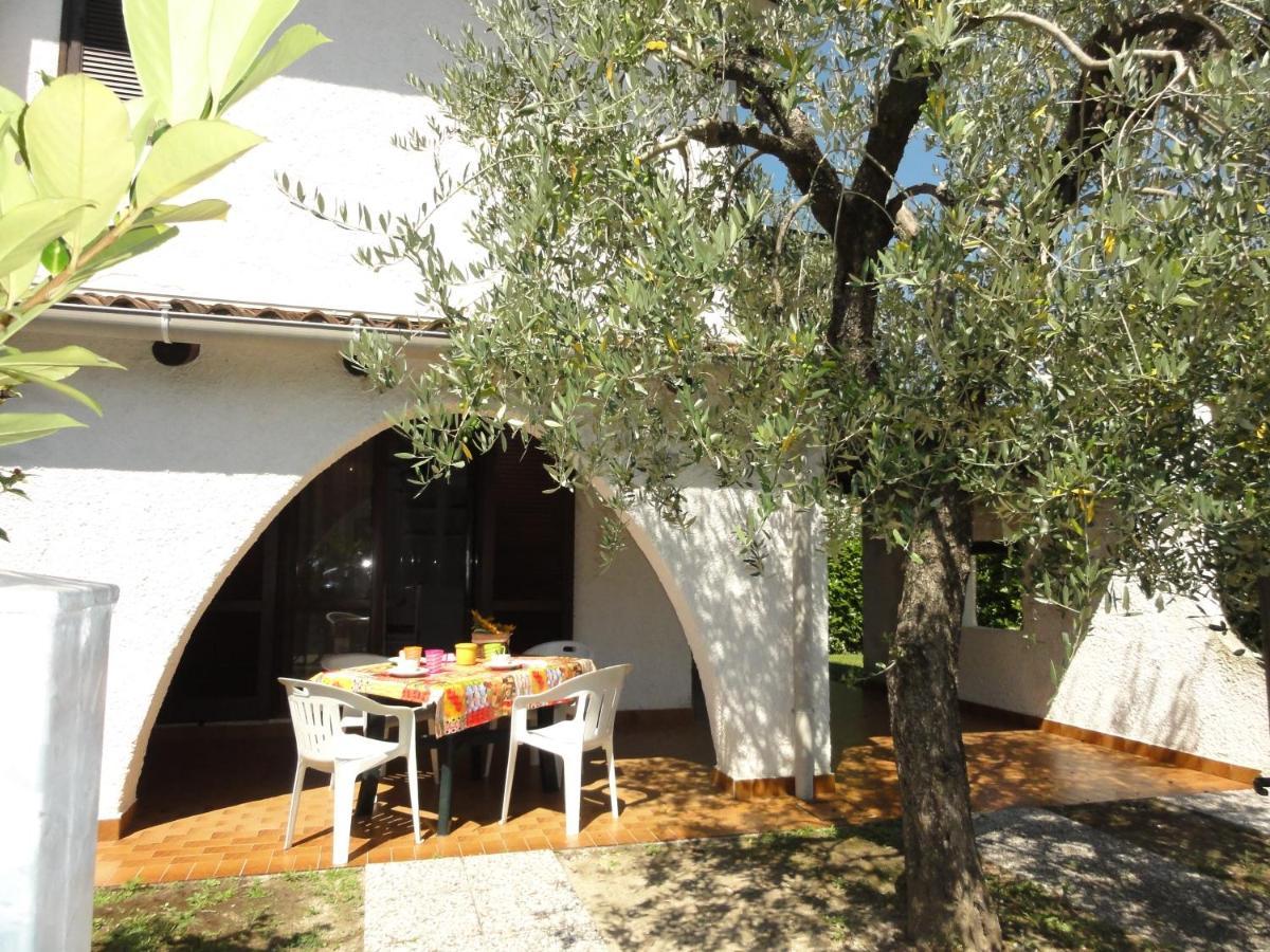 Villa Fernanda Bibione Esterno foto